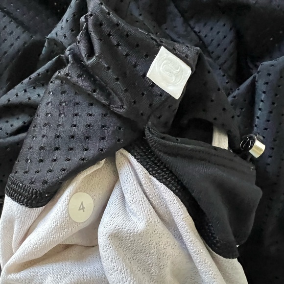 RARE Reversible Lululemon Jacket - Picture 6 of 6